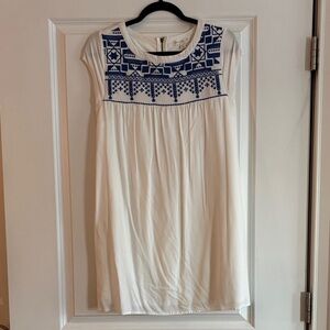 White peasant dress, w/ bright  blue trim., M